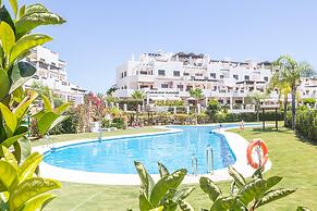 Sunset Golf Groundfloor Shared Pool