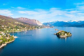 Residenza Oleandro Lake View Luino Center