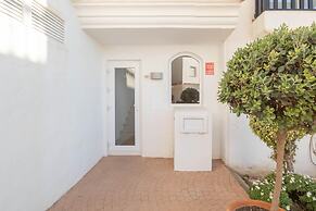 Puerta del mar 2 Beachfront and Pool