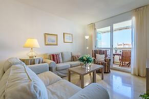 La Paloma With Pool in Costa del Sol