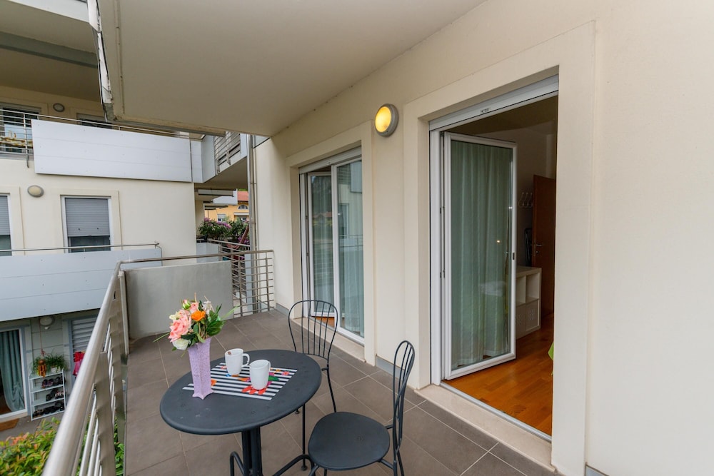 Torbole Relax Pool Balcony Apartment 2