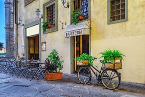 Palagio 21 in Chianti With Shared Pool