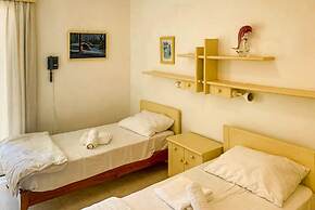 Sea and sun Views 2bd Apt Marsalforn Gozo