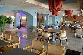 Akteon Girni Hotel