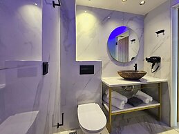 Akteon Girni Hotel