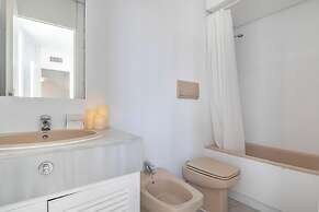Marbella Pool House Ph78 On Sea Shore