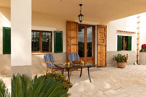 Eco Finca Can Alegria With Pool