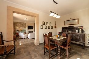 Eco Finca Can Alegria With Pool