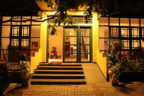 Kandy Rivers Edge Nature Resort