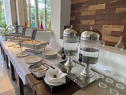 Kandy Rivers Edge Nature Resort