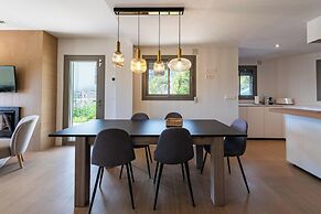 Inviting 3-bed House in Mijas