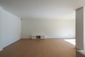 Inviting 3-bed House in Mijas