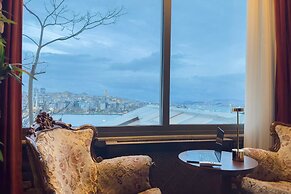 The Haliç Bosphorus