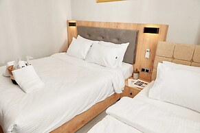 Mardes Hotel