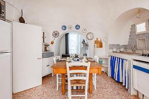 Trulli Degli Ulivi With Pool