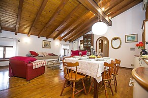 Residenza Rocca del Lago 2