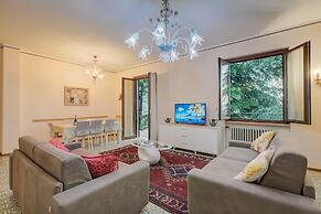 Villa Alberti 900m From Garda Lake