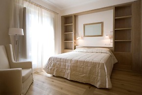 Palagio 19 in Chianti With Shared Pool