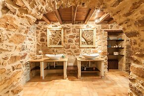 Villa Olmo With Private Pool