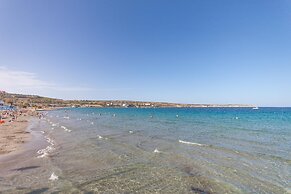 Merill Pool and Sea Charming Apart 4