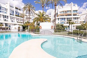 Marbella Pool House Ph39 On Sea Shore