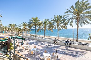 Marbella Pool House Gf44 On Sea Shore