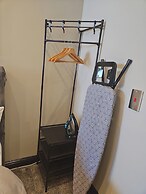 Cosy Studio in Dudley City Center