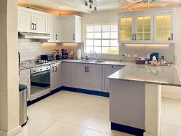 Beachcomber 3 Bedroom Home by Bluescape