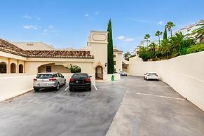 Calahonda Elegance With Pool And Sea View