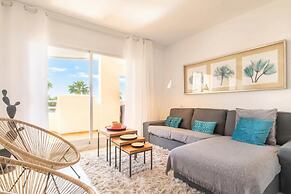 Calahonda Elegance With Pool And Sea View