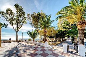 Calahonda Royale Seaview Suite