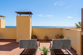 Calahonda Royale Seaview Suite