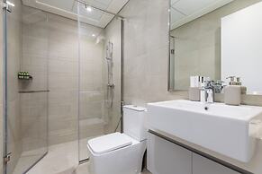 Waves - Azizi Riviera 24: Modern 1 Bedroom Apartment