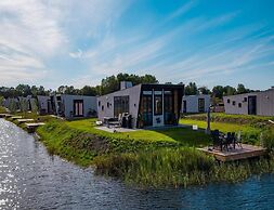 Waterside Chalet Escape Near Kampen