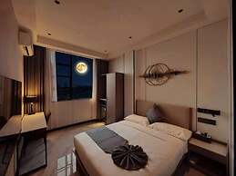 Eden Hotel