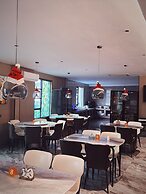 Eden Hotel
