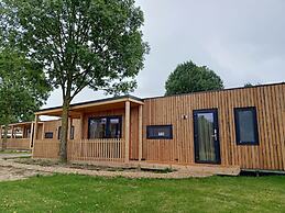 Modern Chalet With Air Conditioning