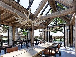 Modern Chalet With Air Conditioning