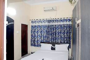 Raviz Inn