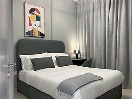 Relax in Style Central 1BDR Cityscape