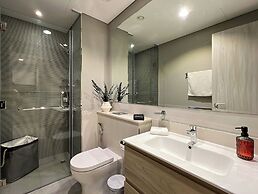 1BDR apartment With Pool View