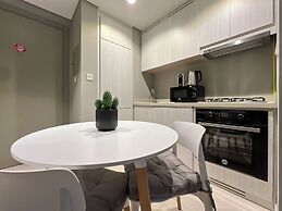 1BDR apartment With Pool View