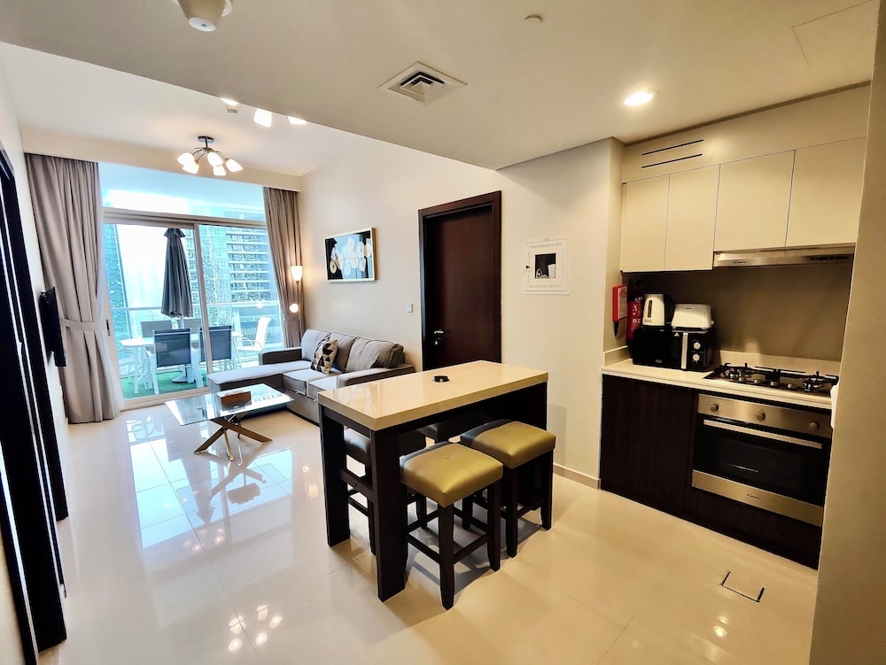 Lux BnB Vera Residences Burj Views