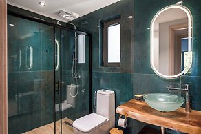 Phos Elegant Residences by Konnect, 400m to the beach