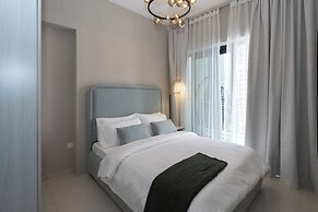 Chic 1BR Retreat in Business Bay