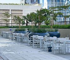 1BR Retreat in Business Bay