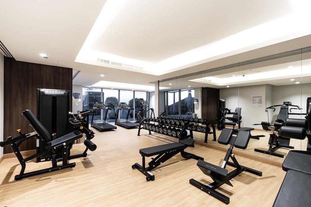 GLOBALSTAY. J One Tower Apartments