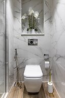 GLOBALSTAY. J One Tower Apartments