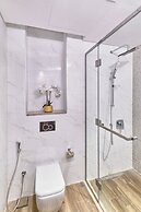 GLOBALSTAY. J One Tower Apartments