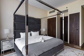 GLOBALSTAY. J One Tower Apartments